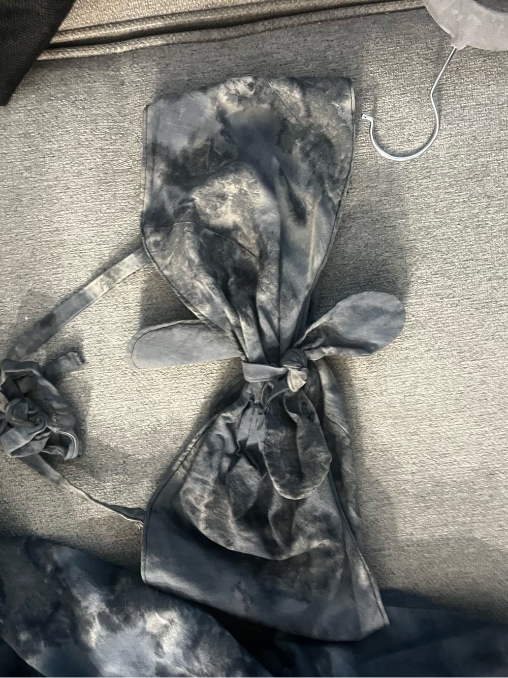 Tie-Dye Halter Crop Top Elastic Waist Harem Pants - Black Gray - Picture 4 of 5